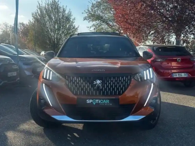 Peugeot 2008 1.2 puretech 130ch s&amp;s gt pack eat8 — photo 2
