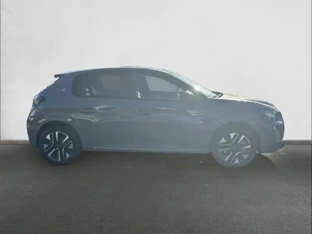Peugeot 208 electrique 54 kwh 156ch — photo 4
