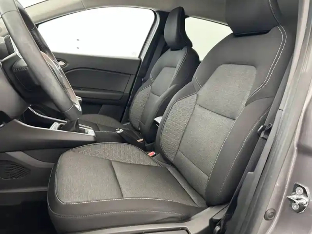 Renault Captur tce 100 gpl — photo 78