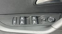 Peugeot 2008 1.2 PureTech 130ch S&S Active Pack EAT8 — photo 19