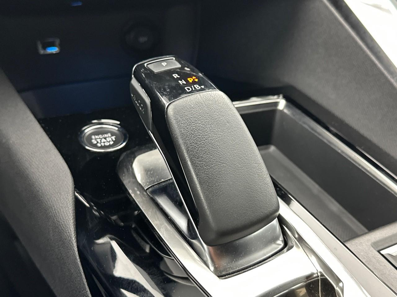 Peugeot 3008 hybrid 225 e-eat8 gt — photo 30