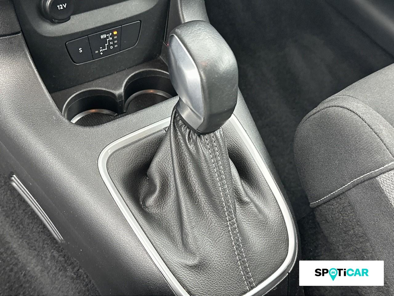 Citroën C3 1.2 puretech 110ch s&s shine eat6 — photo 14