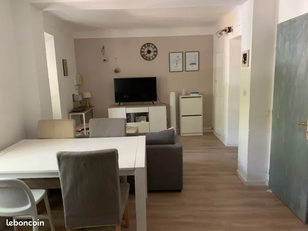 Location F2, 26 m²