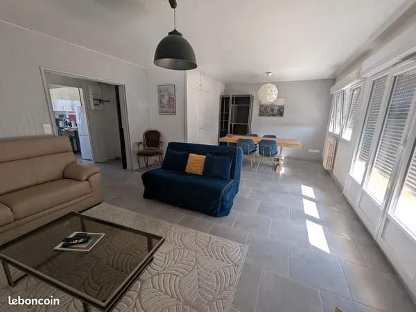 Bel appartement meublé T3 73 M2 2 chambres et balcon tout confort idéal séjour moyenne durée ou colo