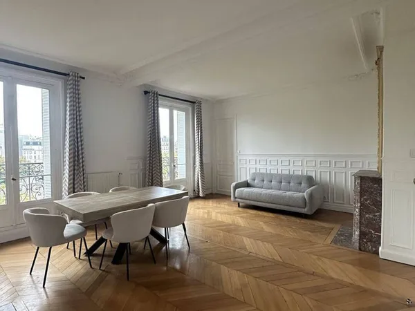 Appartement 4 pièces 83 m²