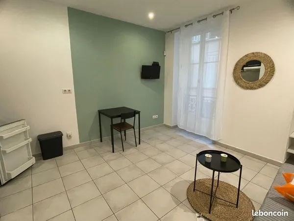 Studio 1 pièce 22 m²