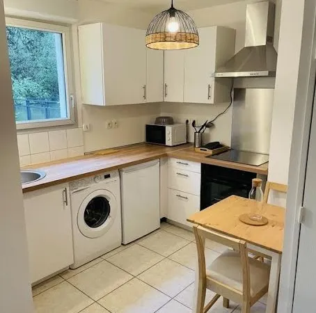 Studio 1 pièce 28 m²
