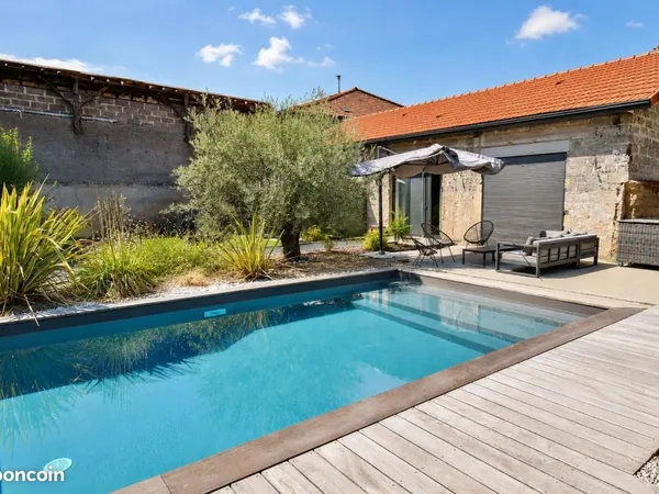 Maison de ville 4 pièces 223 m²