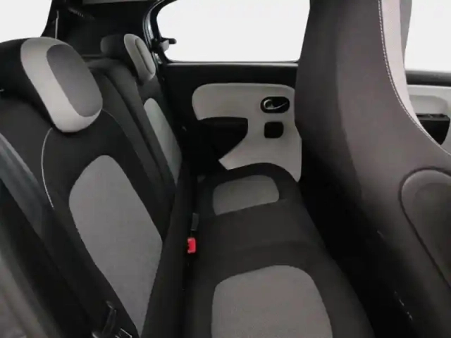 Renault Twingo e-tech electric equilibre r80 achat intégral — photo 12