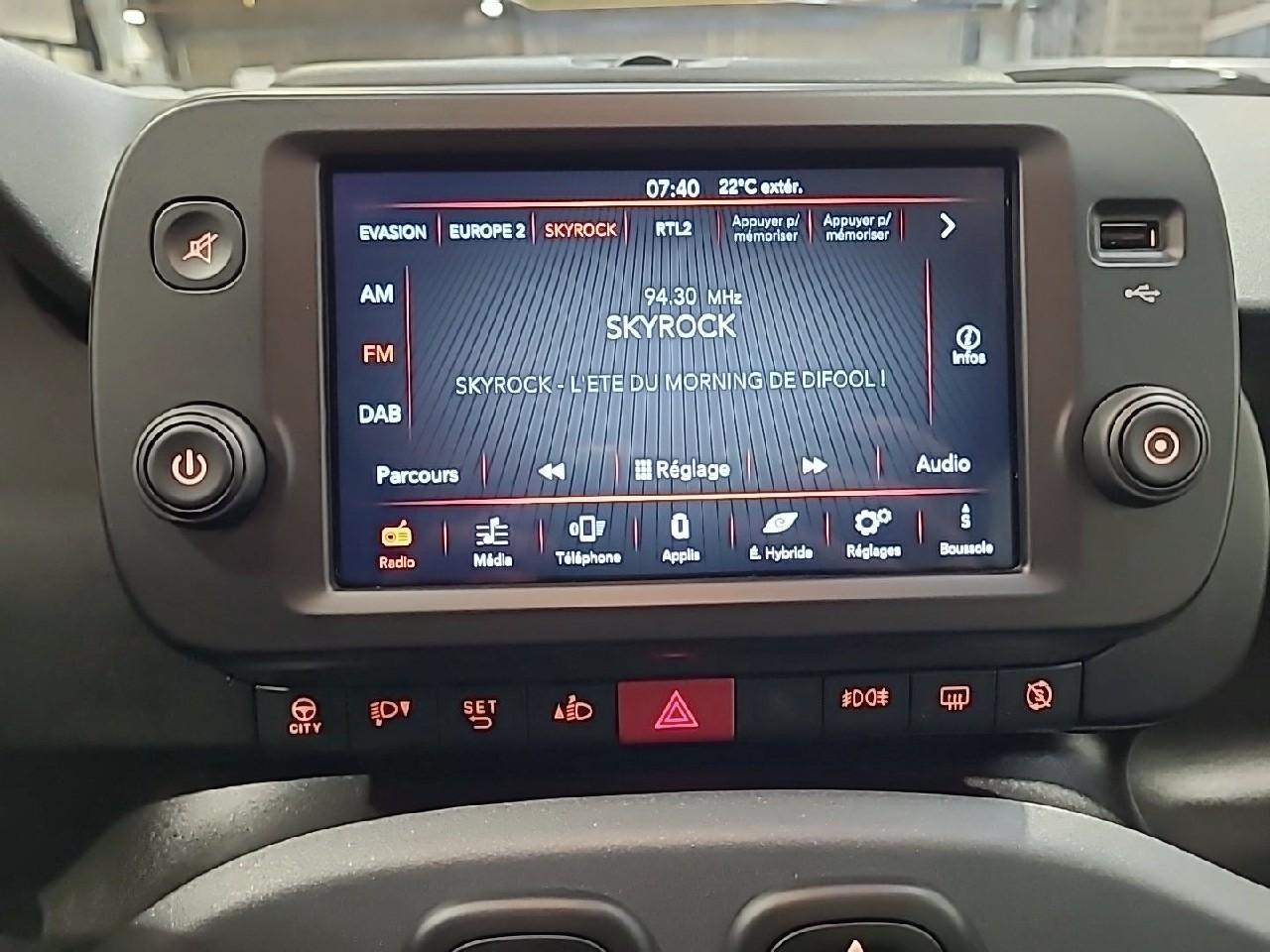 Fiat Panda 1.0 70 ch hybrid bsg s/s cross — photo 11