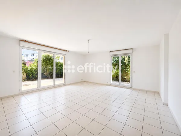 Bureaux 4 pièces 74 m²