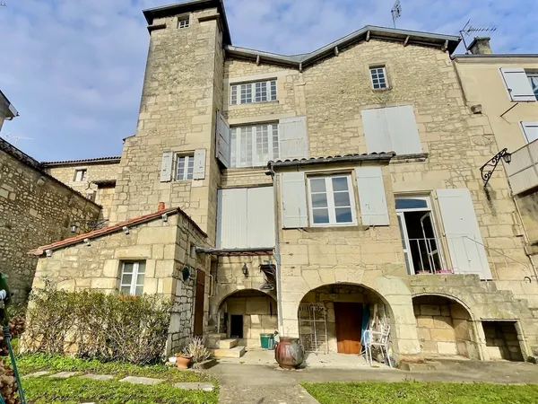 Vends hôtel particulier 270m² Pons centre-ville