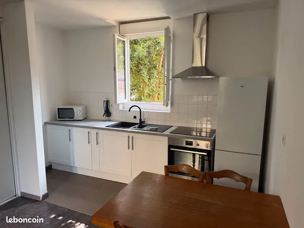 Appartement 2 pièce de 35 m² proche du centre-ville à louer