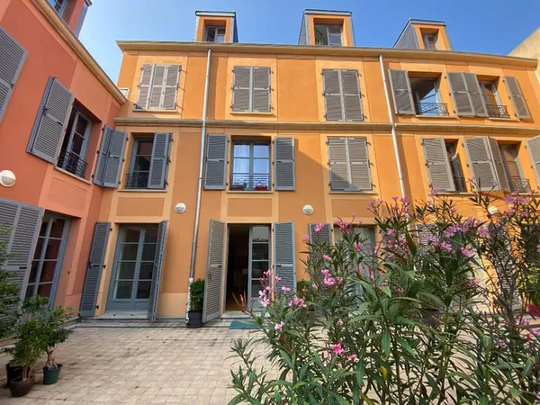 VERSAILLES - CHANTIERS - 2 PIECES