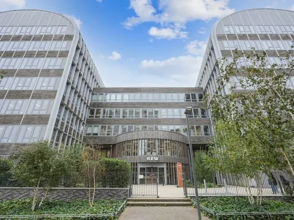 Bureaux 3212 m²
