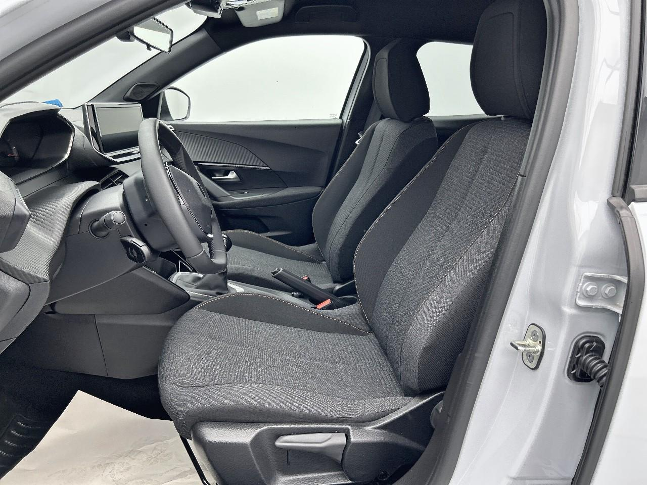 Peugeot 2008 100 s&s bvm6 style — photo 10
