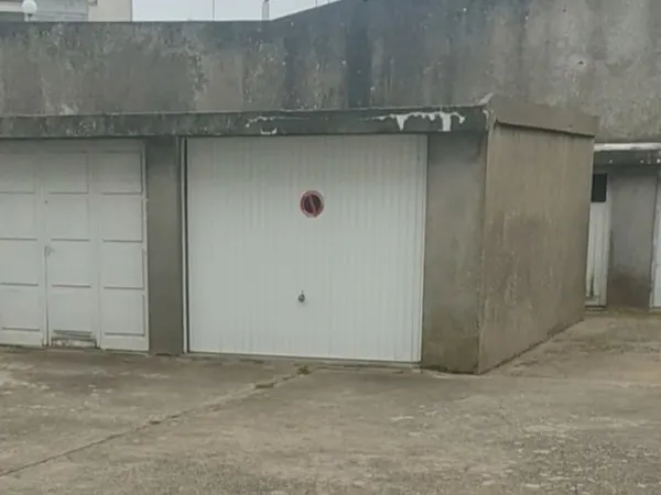 Garage/Box de stockage 18m² Centre ville/Mairie