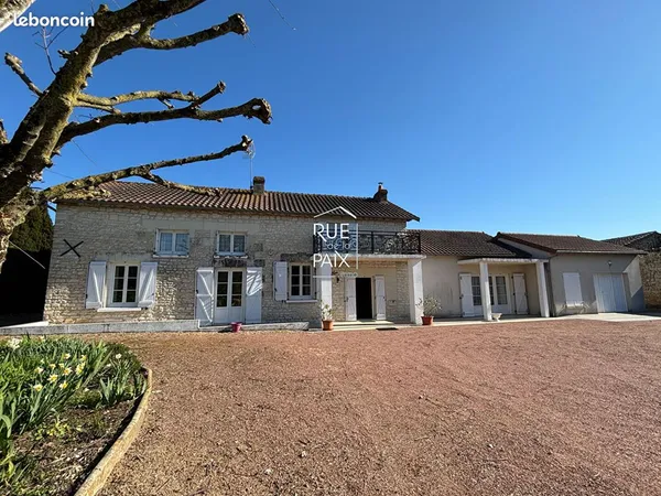 Propriété 6 pièces 156 m²