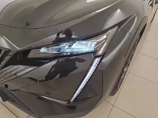 Peugeot 408 puretech 130 ch s&amp;s eat8 — photo 16