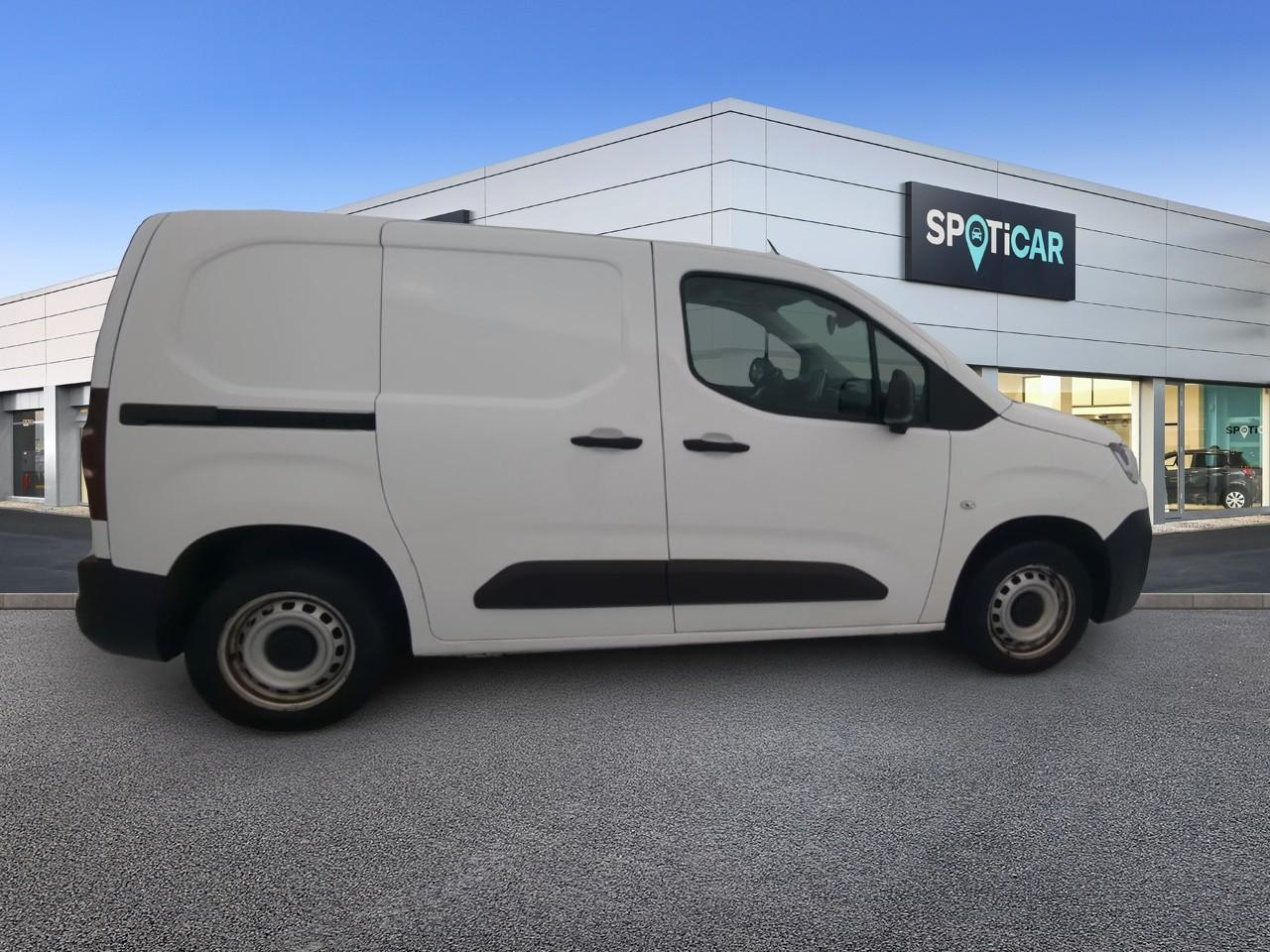 Citroën Berlingo van m 650 bluehdi 100 s&s bvm5 driver — photo 4