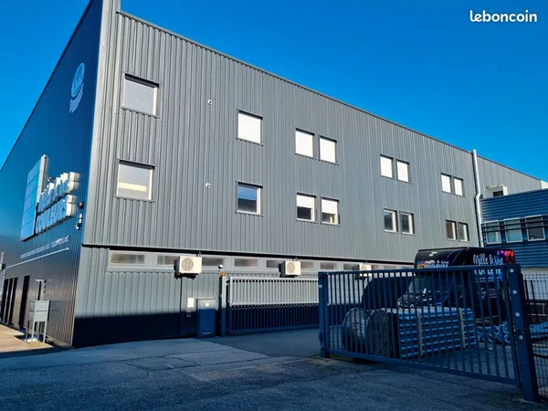Bureaux 242 m² SAINTE MARGUERITE
