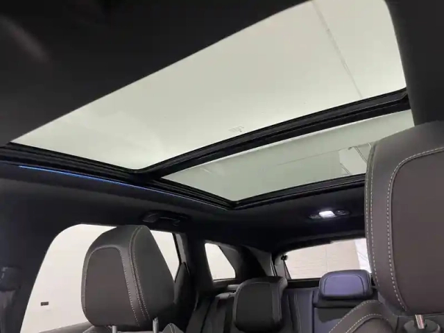 Peugeot 3008 hybrid 225 e-eat8 — photo 25