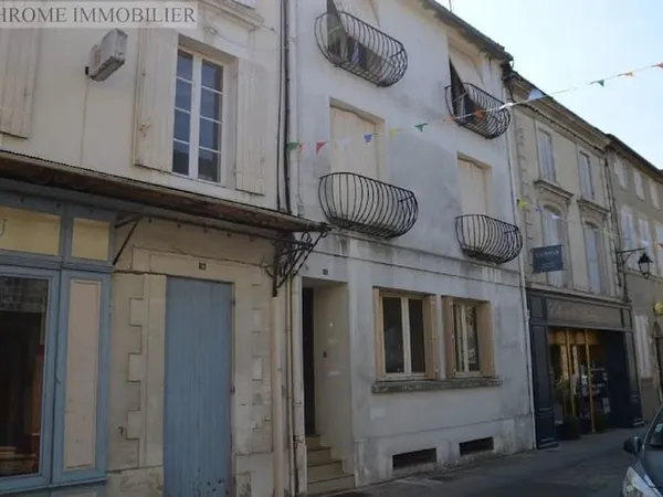 Maison 8 pièces 180 m²