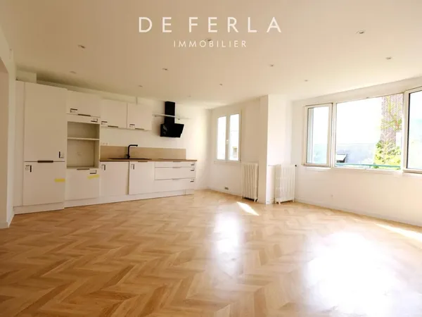 SURESNES - APPARTEMENT FAMILIAL DE 87,20 M² ENTIÈREMENT RÉNOVÉ - BOX INCLUS - 625 000 €