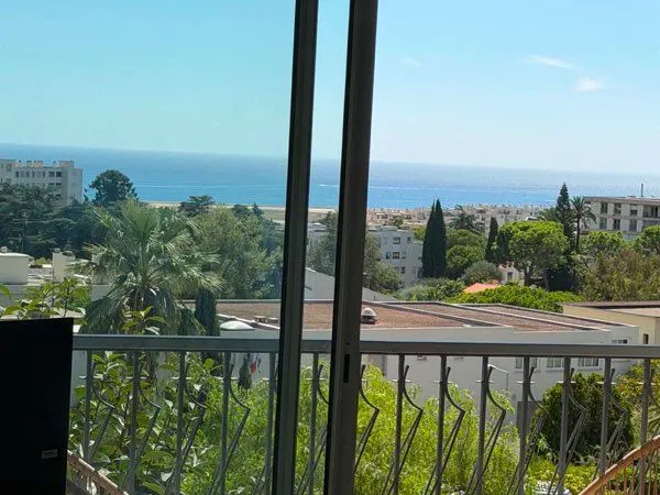 3 pièces- vue mer & montagnes - Piscine - Parking - Cave - Loggia