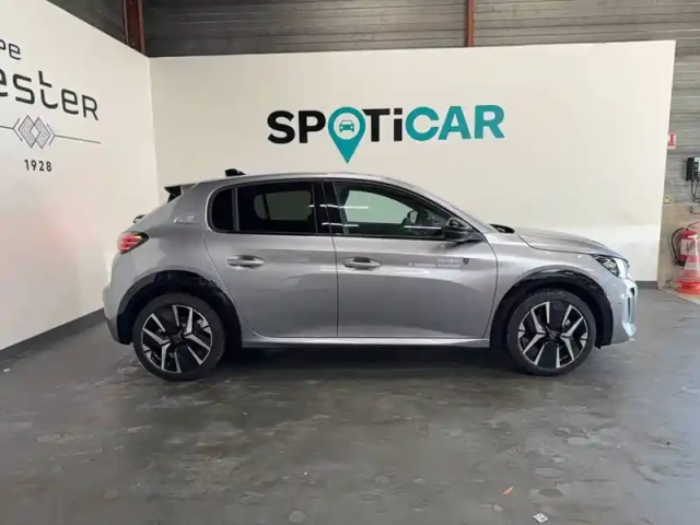 Peugeot 208 electrique 50 kwh 136ch — photo 11