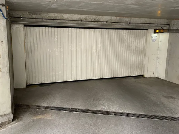 Parking 13 m²