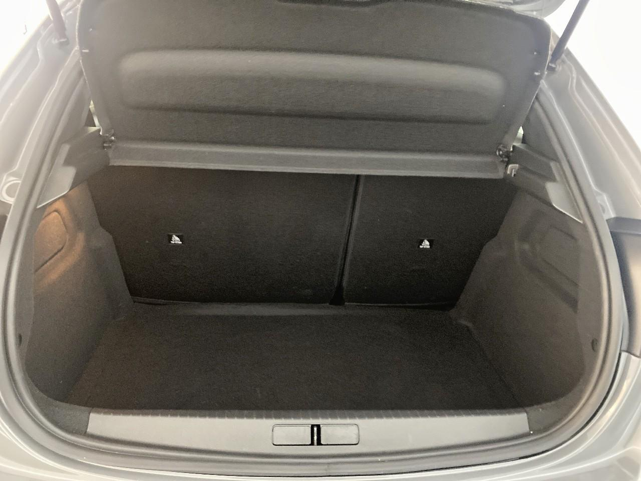 Peugeot 208 hybrid 145 ch e-dcs6 allure — photo 6