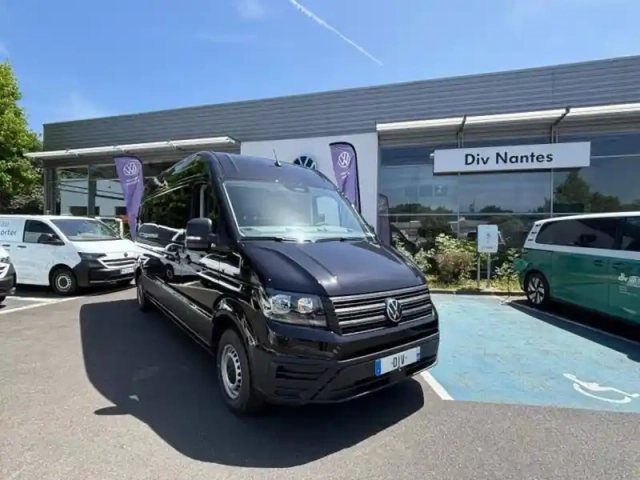 Volkswagen Crafter fg 35 l4h3 2.0 tdi 177ch business traction bva8 — photo 1