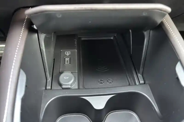 Ds Ds 4 hybride 145 e-dct6 — photo 23