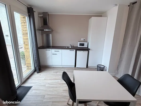 Studio meublé