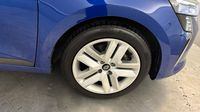 Renault Clio 1.5 dCi 100ch Evolution - 25 Auto Ecole — photo 20