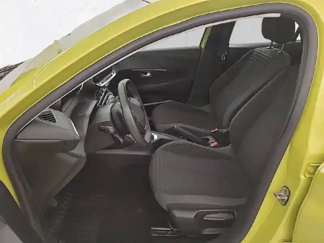 Peugeot 208 puretech 100 s&amp;s bvm6 — photo 11