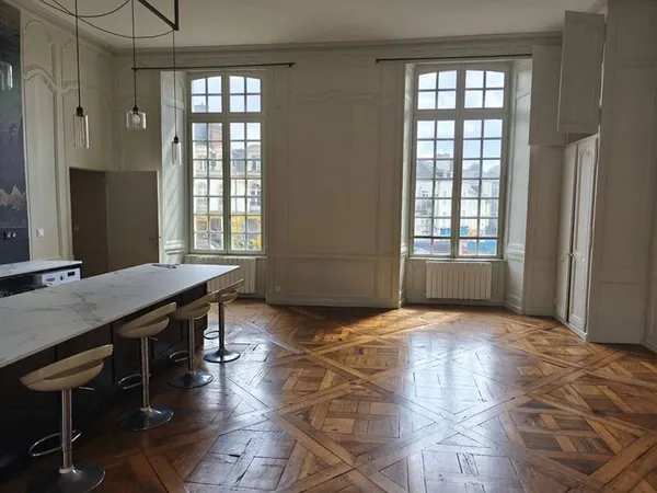 Appartement 3 pièces 97 m²