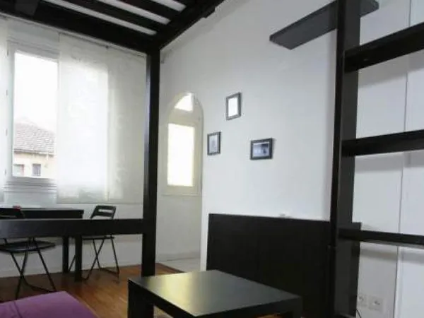 Studio de 18,4 m2, à rénover