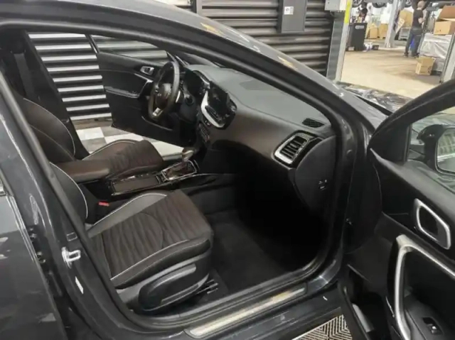 Kia Ceed 1.5 t-gdi 140ch gt-line dct7 my25 — photo 10