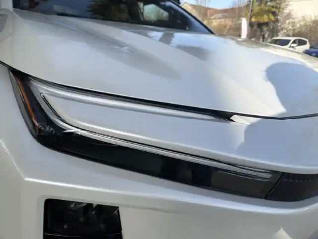 Toyota C-Hr design grande autonomie 77 kwh 224ch + — photo 19