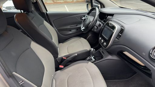 Renault Captur 1.5 dCi Energy 90 EDC6 - Business – 2016 – 146863 km – Diesel – Boîte Automatique — photo 12