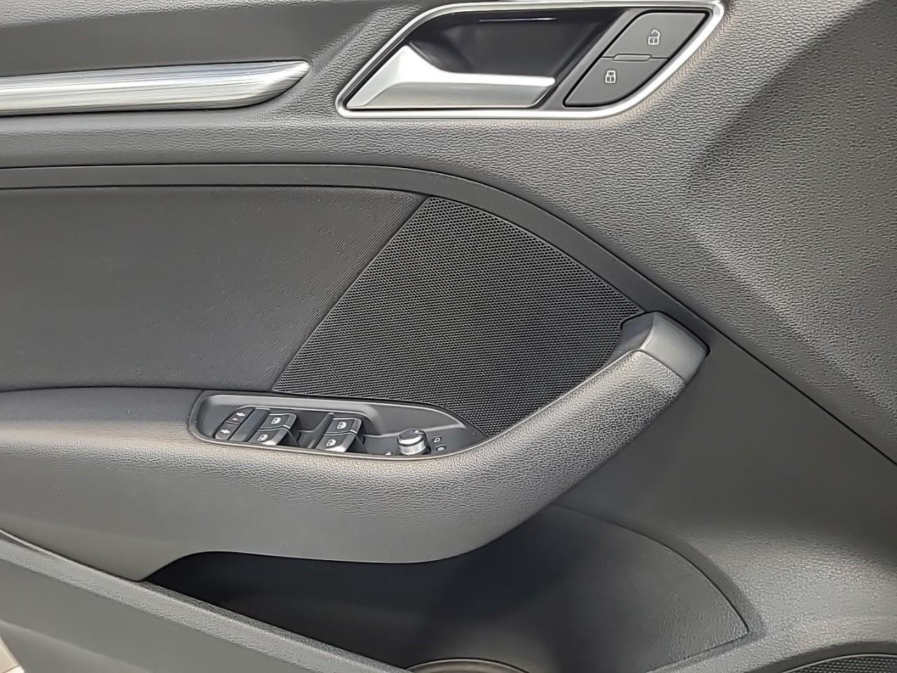 Audi A3 a3 sportback 30 tfsi 116 s tronic 7 sport — photo 24