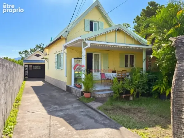 Maison T4 avec jardin et varangue à vendre à la Ravine des Cabris Investissement locatif