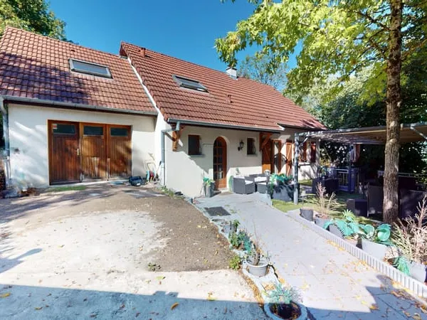 Maison - 7 pièces - 163 m2