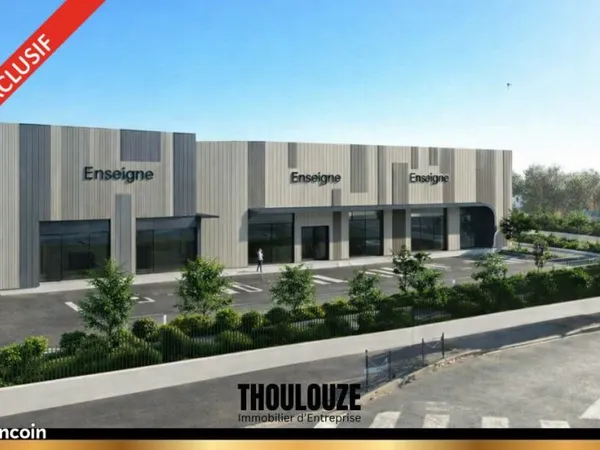 LOCAL COMMERCIAL 1012 m² LUNEL