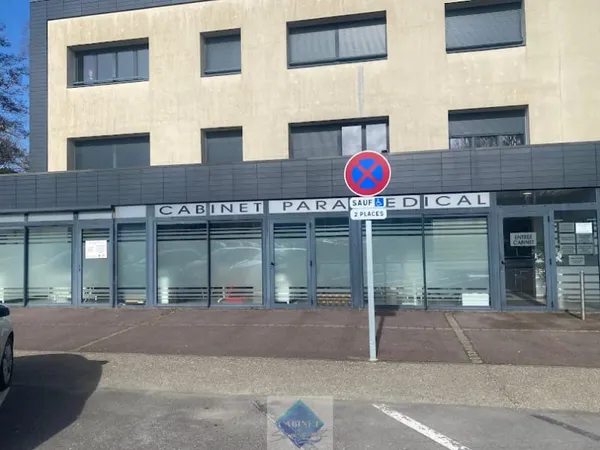 Local 165 m²