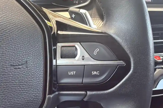 Peugeot 2008 puretech 130 s&amp;s eat8 — photo 57
