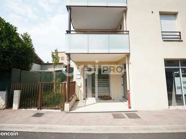 Local commercial 80 m²