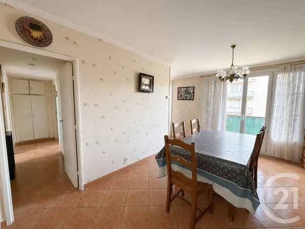 Appartement 4 pièces 70 m²